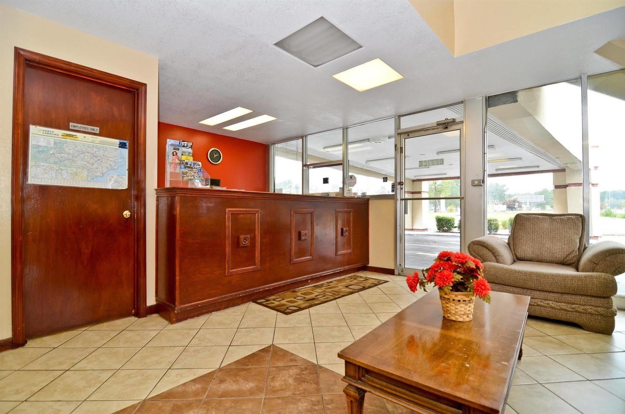 Americas Best Value Inn Smithfield İç mekan fotoğraf