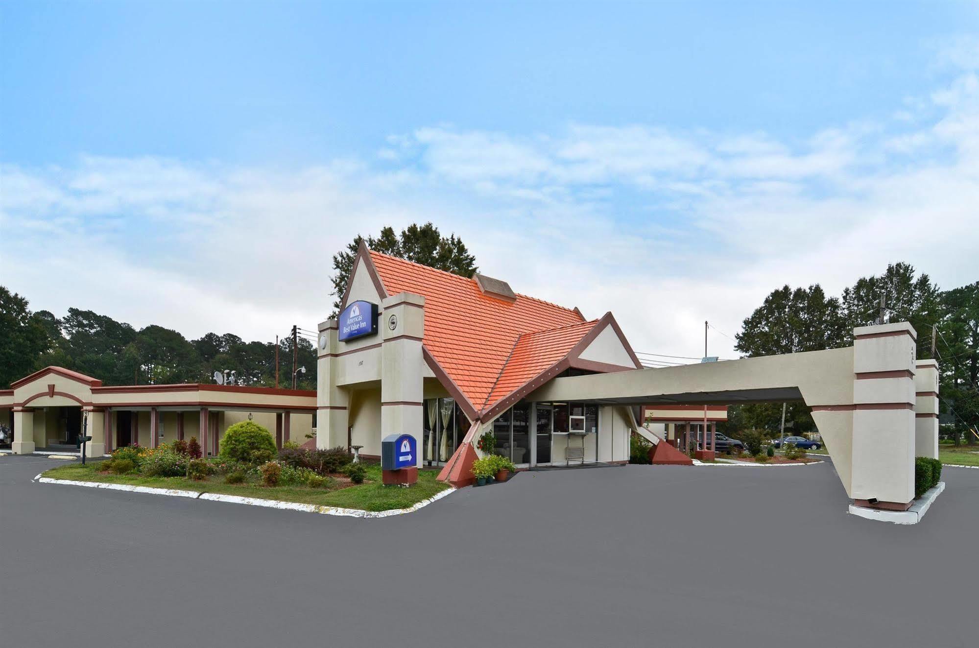 Americas Best Value Inn Smithfield Dış mekan fotoğraf
